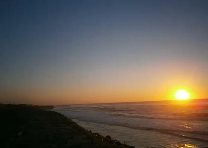 Sun, Pool And إسموريز