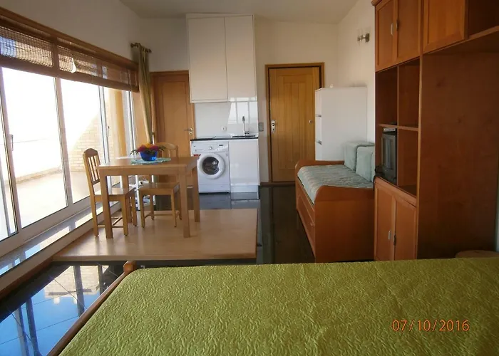 Sun, Pool And شقة