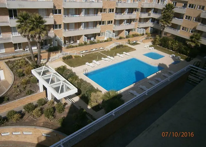 Sun, Pool And شقة *