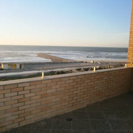 Sun, Pool And Esmoriz