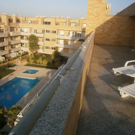 Sun, Pool And * Esmoriz