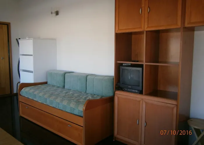 Апартаменты Sun, Pool And Эшмориш