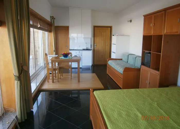 Апартаменты Sun, Pool And