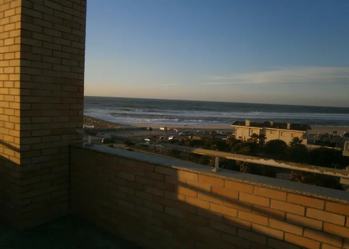 Sun, Pool And Апартаменты *